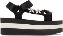 Marni Black Embellished Platform Sandals - Sandales de plate-forme embellis noires Marni - Marni Black Embelished Platform Sandals.