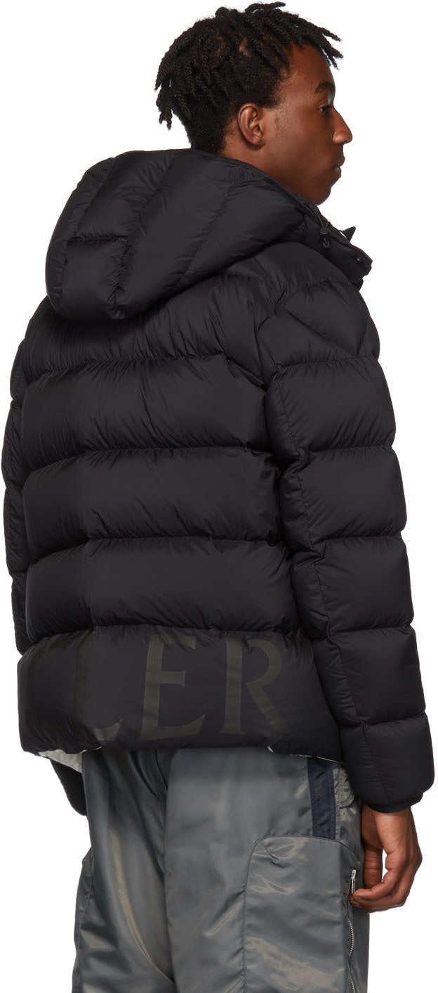 Moncler black down store wilms jacket