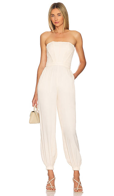 NBD Larkin Jumpsuit in Ivory NBD Larkin Suit en ivoire NBD Larkin连身裤穿着象牙色