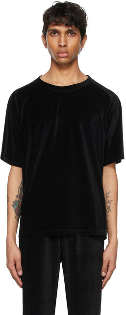 Needles Black Velour Neck T-Shirt - T-shirt à col velours noir aiguilles - 바늘 블랙 벨벳 목 티셔츠