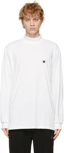 Needles White Mock Neck Logo Long Sleeve T-Shirt - T-shirt à manches longues à manches longues à manches longues - 바늘 흰색 모의 목 로고 긴 소매 티셔츠
