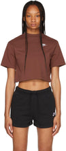 Nike Brown NSW Cropped T-Shirt - T-shirt Nike Brown Nsw recadré - 나이키 브라운 NSW는 티셔츠를 자른 티셔츠