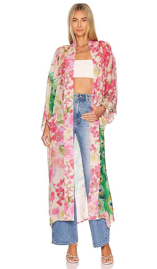 SPELL Peacock Maxi Robe in Pink Spell Peacock Maxi Robe en rose 拼写孔雀长袍穿着粉红色