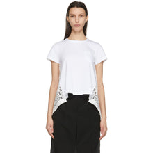 Sacai White Lace Star Drape T-Shirt - T-shirt de drapé de dentelle de la dentelle blanche Sacai - Sacai White 레이스 스타 드레이프 티셔츠
