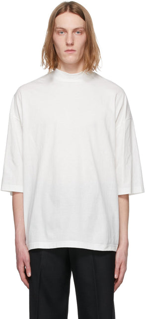 Sasquatchfabrix. White Mock Neck T-Shirt - Sasquatchfabrix. T-shirt blanc à col montant - sasquatchfabrix. 화이트 모의 목 티셔츠