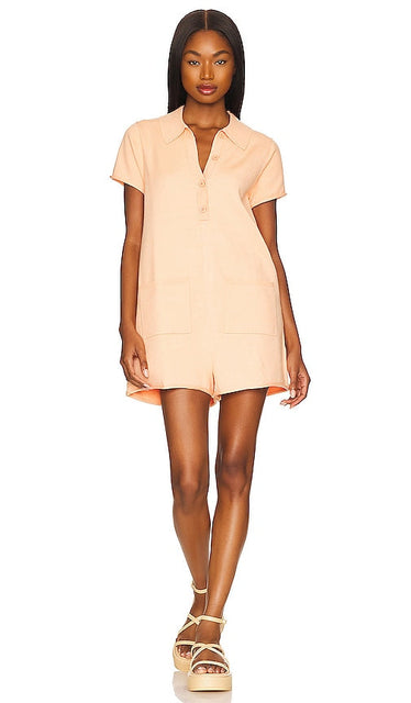 Show Me Your Mumu Gio Sweater Romper in Peach Montrez-moi votre machine de pull Mumu Gio à Peach 给我看你的桃子毛衣毛衣