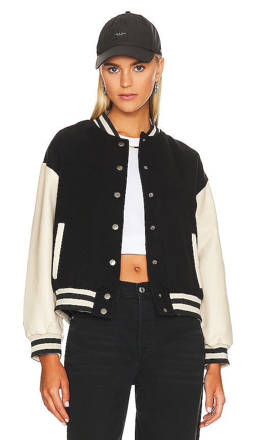 Steve Madden Alexandra Jacket in Black Veste Steve Madden Alexandra en noir 史蒂夫·马登·亚历山德拉（Steve Madden Alexandra）夹克黑色