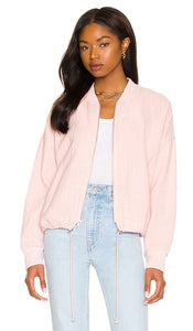 Steve Madden Down for the Gauze Jacket in Pink Steve Madden vers le bas pour la veste de gaze en rose 史蒂夫·麦登（Steve Madden