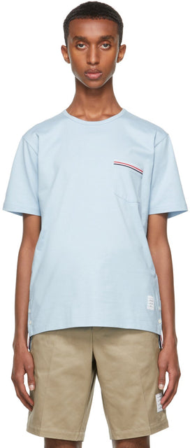 Thom Browne Blue Jersey Striped Chest Pocket T-Shirt - T-shirt de poche poitrine à rayures de Jersey bleu Browne Blue - Thom Browne Blue Jersey 스트라이프 가슴 포켓 티셔츠