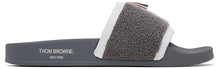 Thom Browne Grey Terry Cloth Pool Slides - Thom Browne Grey Terry Tiry Toile de piscine - Thom Browne 회색 테리 헝겊 풀 슬라이드