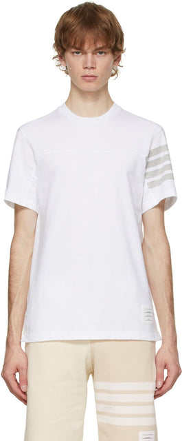 Thom Browne White Engineered 4-Bar T-Shirt - T-shirt T-shirt à 4 barres Thom Browne Browne - Thom Browne White 엔지니어링 4 바 티셔츠