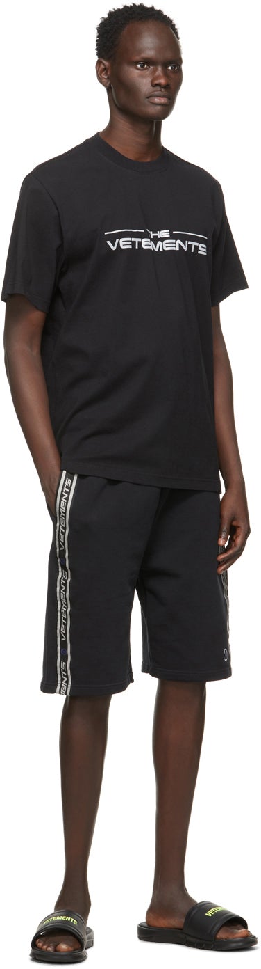 VETEMENTS Black The Logo T-Shirt