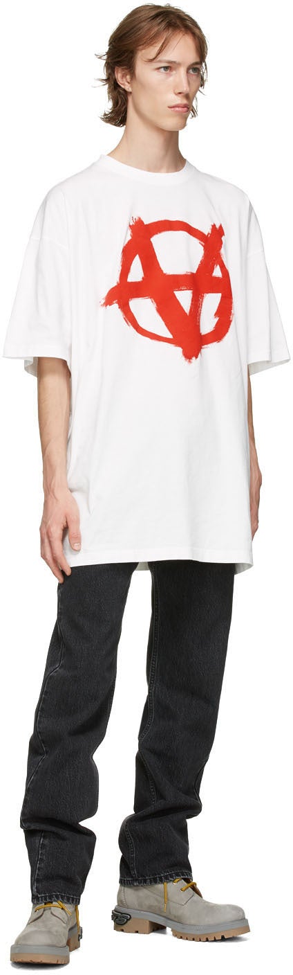 VETEMENTS White Oversized Anarchy Gothic Logo T-Shirt