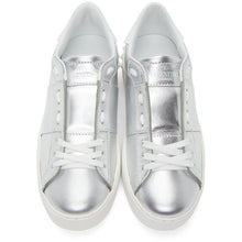 Valentino Grey Valentino Garavani Metallic 'VLTN' Open Sneakers - Sneakers ouverts de Valentino Grey Valentino Garavani Metallic 'VLTN' - Valentino Gray Valentino Garavani 금속 'VLTN'오픈 스니커즈