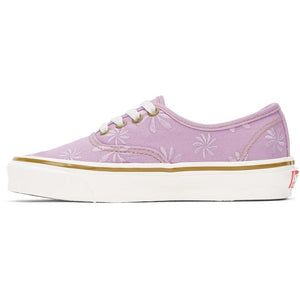 Pink embroidered clearance vans