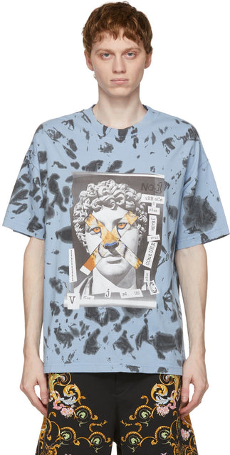 Versace Jeans Couture Blue Hey Reilly Edition Tie-Dye Print T-Shirt - Versace Jeans Couture Blue Hey Hey Reilly Edition T-shirt Imprimer T-shirt Imprimer - 베르사체 청바지 Couture 블루 헤이 레이 리용 에디션 타이 염료 인쇄 티셔츠
