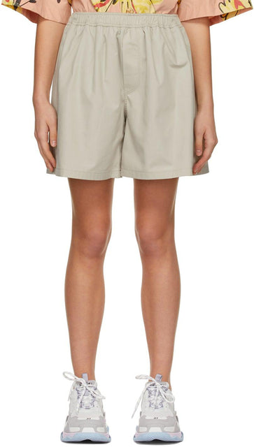 We11done Beige Logo Patch Shorts - We11done beige logo beige shorts - 우리는 베이지 색 로고 패치 반바지입니다