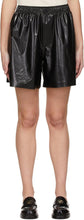 We11done Black Latex-Textured Shorts - WE11Done shorts texturés en latex noir - 우리는 검은 색 라텍스 - 질감 반바지입니다