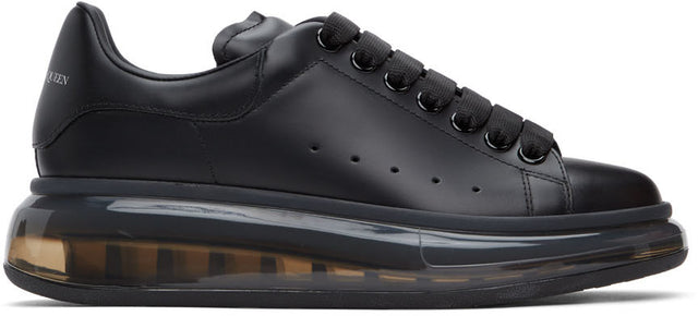 Alexander McQueen Black Clear Sole Oversized Sneakers - Sneakers surdimensionné de semelles claires Noir Alexander McQueen - Alexander McQueen Black Clear Sole 대형 스니커즈