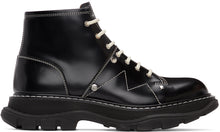 Alexander McQueen Black Contrast Stitch Tread Lace-Up Boots - Bottes à lacets à lacets de point de contraste de la bande de roulement de la bande de roulement - Alexander McQueen 블랙 콘트라스트 스티치 트레드 레이스 업 부츠