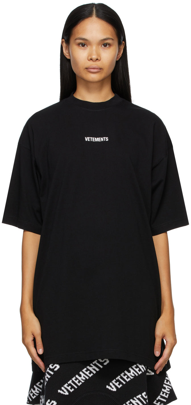 VETEMENTS パッチ　Tシャツ　l Patch Tee カットソー VETEMENTS Black Logo Patch T-Shirt – BlackSkinny