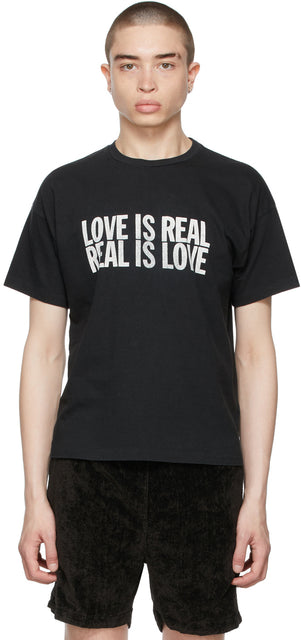 Remi Relief Black 'Love Is Real' T-Shirt - Remi Soulagement Black 'L'amour est vrai' T-shirt - Remi 릴리프 블랙 '사랑은 진짜'티셔츠입니다.