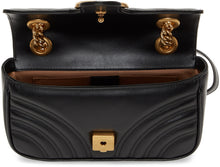Gucci Black Mini GG Marmont Bag - Gucci noir mini gg marmont sac - 구찌 블랙 미니 GG Marmont Bag.