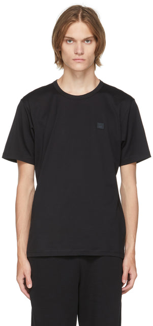Acne Studios Black Patch T-Shirt - T-shirt Patch Noir Studios Acne Studios - 여드름 스튜디오 블랙 패치 티셔츠