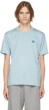 Acne Studios Blue Patch T-Shirt - T-shirt Patch Bleu Studios Blue - 여드름 스튜디오 블루 패치 티셔츠