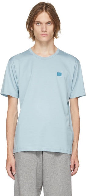 Acne Studios Blue Patch T-Shirt - T-shirt Patch Bleu Studios Blue - 여드름 스튜디오 블루 패치 티셔츠