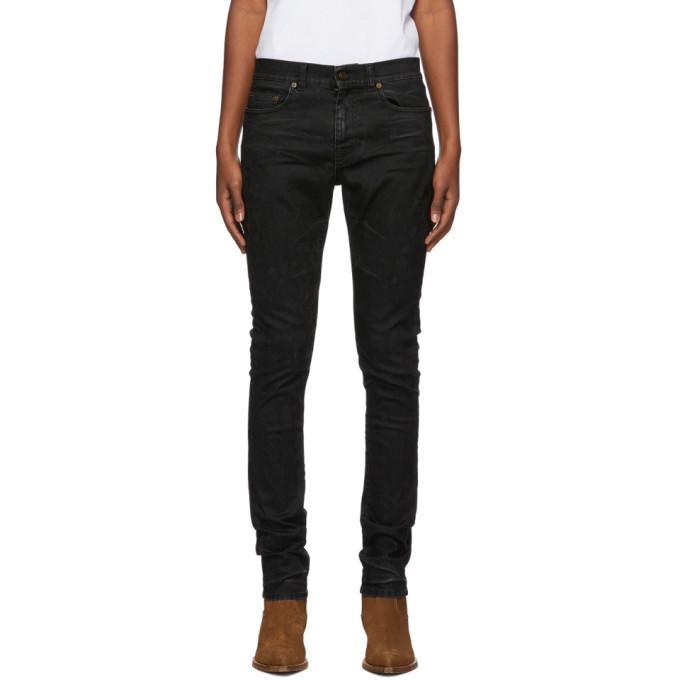 The Black Coated Jeans: An Irresistible Must-Have –