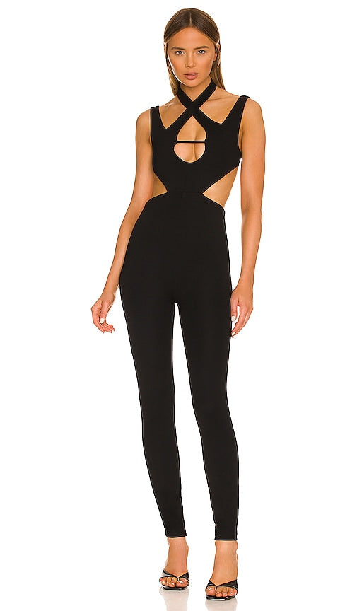superdown Luna Cut Out Jumpsuit in Black Superdown Luna a coupé la combinaison en noir Superdown Luna穿着黑色的连身裤