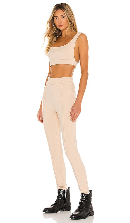 superdown Megan Pant Set in Beige Superdown Megan Pant set en beige 超级梅根·裤子（Megan Pant）