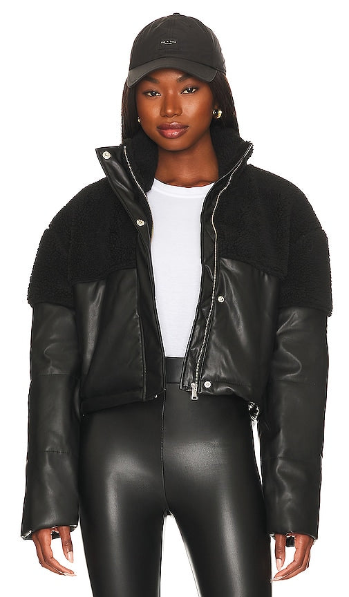 superdown Oliver Faux Fur Jacket in Black Superdown Oliver Faux Fur Veste en noir Superdown Oliver人造皮草夹克黑色