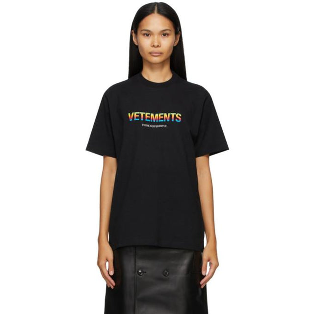 VETEMENTS Black Think Differently Logo T-Shirt