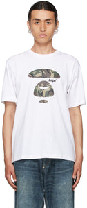 AAPE by A Bathing Ape White Camouflage Logo T-Shirt - AAPPE PAR UN T-shirt de logo de camouflage blanc - 입욕 원숭이 화이트 위장 로고 티셔츠