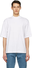Acne Studios White Mock Neck T-Shirt - T-shirt à col masculin blanc Studios de l'acné - 여드름 스튜디오 화이트 모의 목 티셔츠