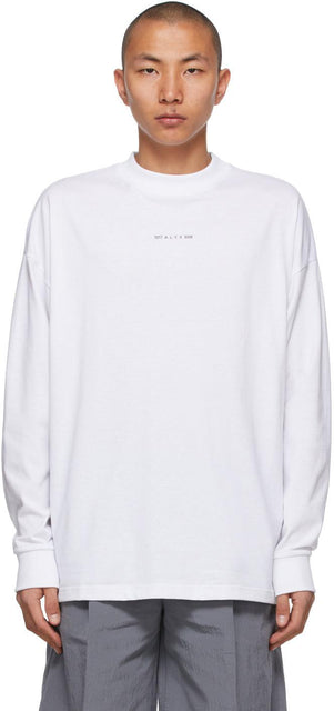 1017 ALYX 9SM White Visual Logo Long Sleeve T-Shirt - 1017 T-shirt à manches longues à manches longues à manches longues de l'Alyx 9sm - 1017 ALYX 9SM 화이트 비주얼 로고 긴 소매 티셔츠